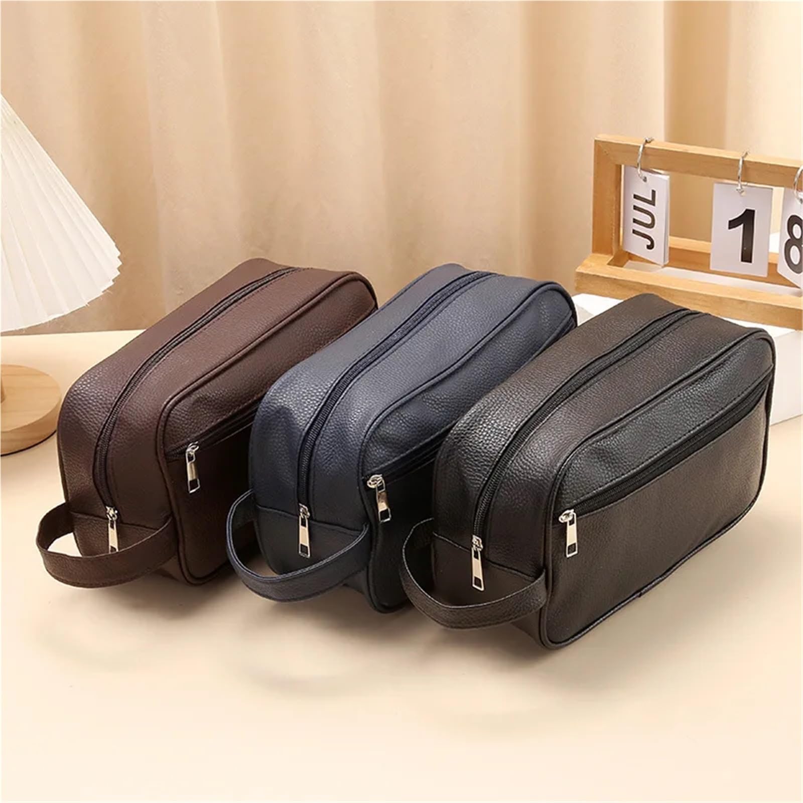 Bolsas De Aseo Bolsa con cierre de cosméticos de viaje for hombre, bolsas de maquillaje de cuero PU, neceser de viaje, organizador de cosméticos, bolsa de almacenamiento de gran capacidad(Dark Blue)