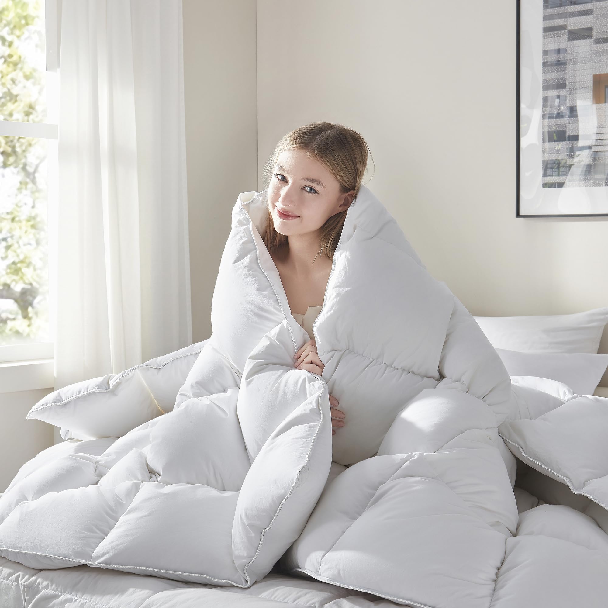 ELNIDO QUEEN® Feather Down Fiber Comforter Queen Size - All Season White Fluffy Duvet Insert - Luxurious Hotel Bedding Comforter with Corner Tabs - Ultra Soft 100% Cotton Cover, 90x90 Inch