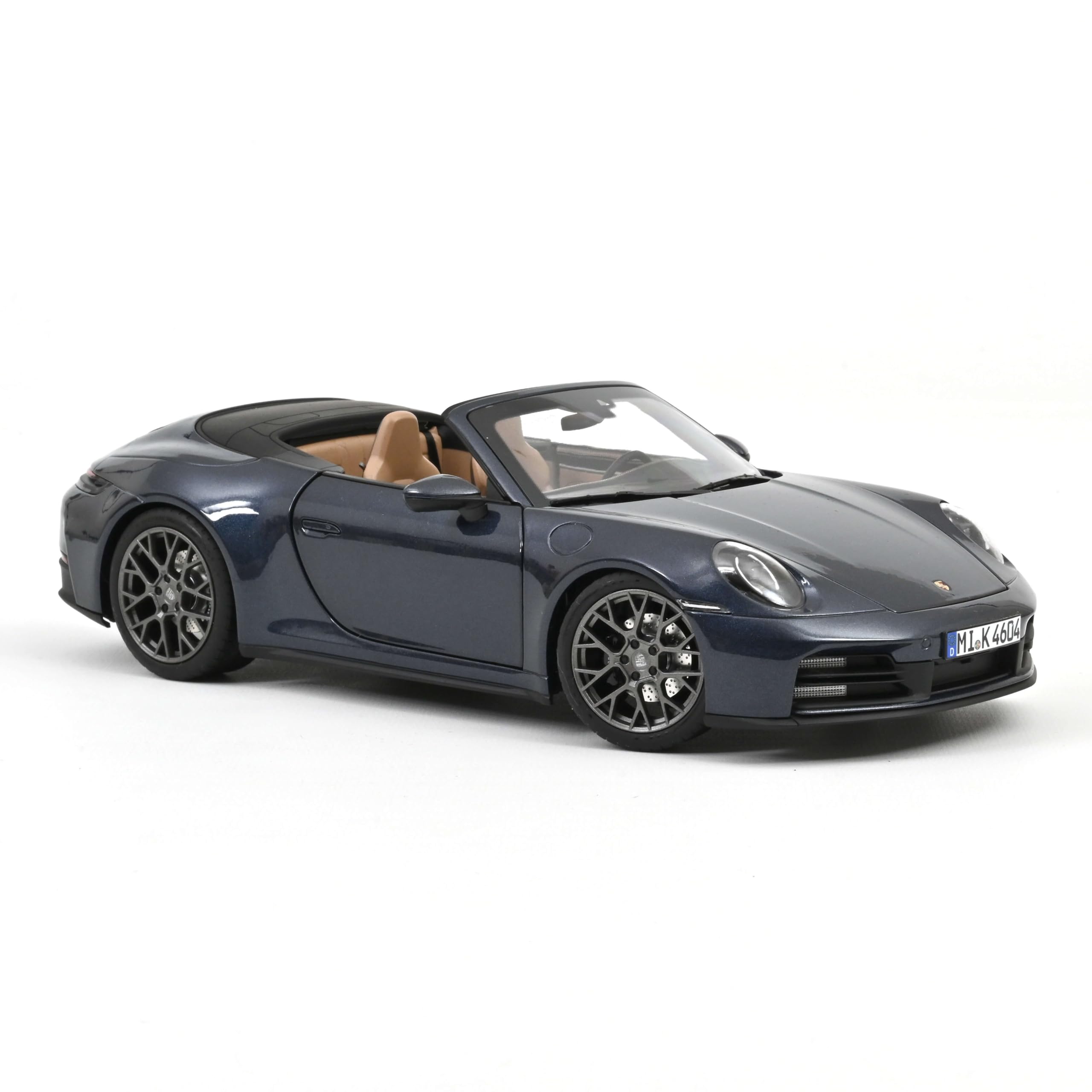 Porsche 911 Carrera Cabriolet 2025 Blue Yachting metallic 1/18