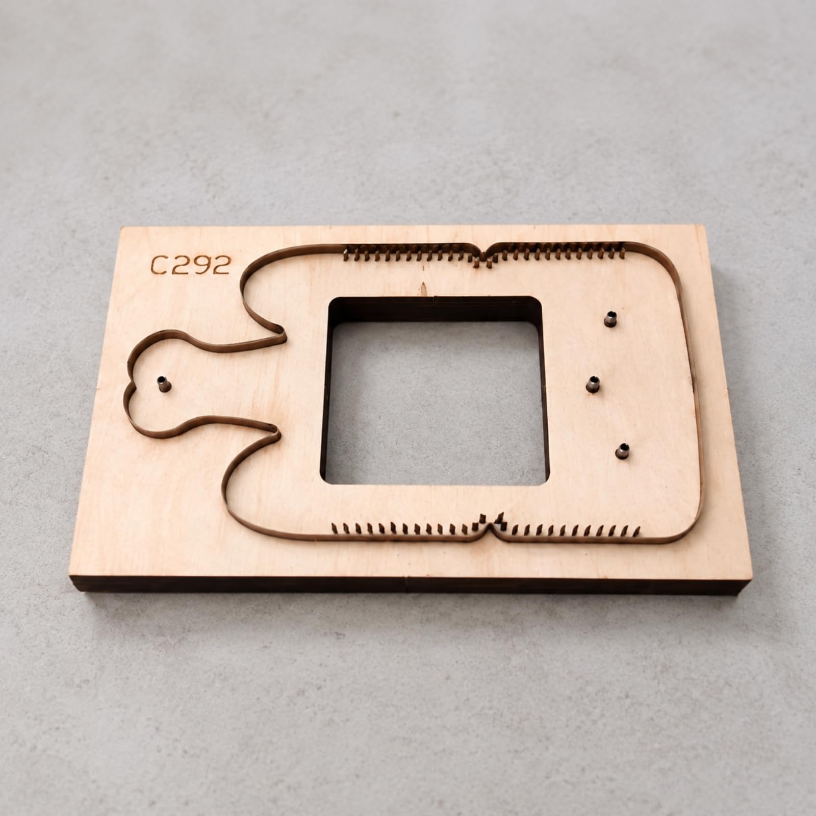 Qianly la per Pelle con Base in Legno | Manuale, Forma di Cucciolo per Portafoglio e Portacarte, Affilato