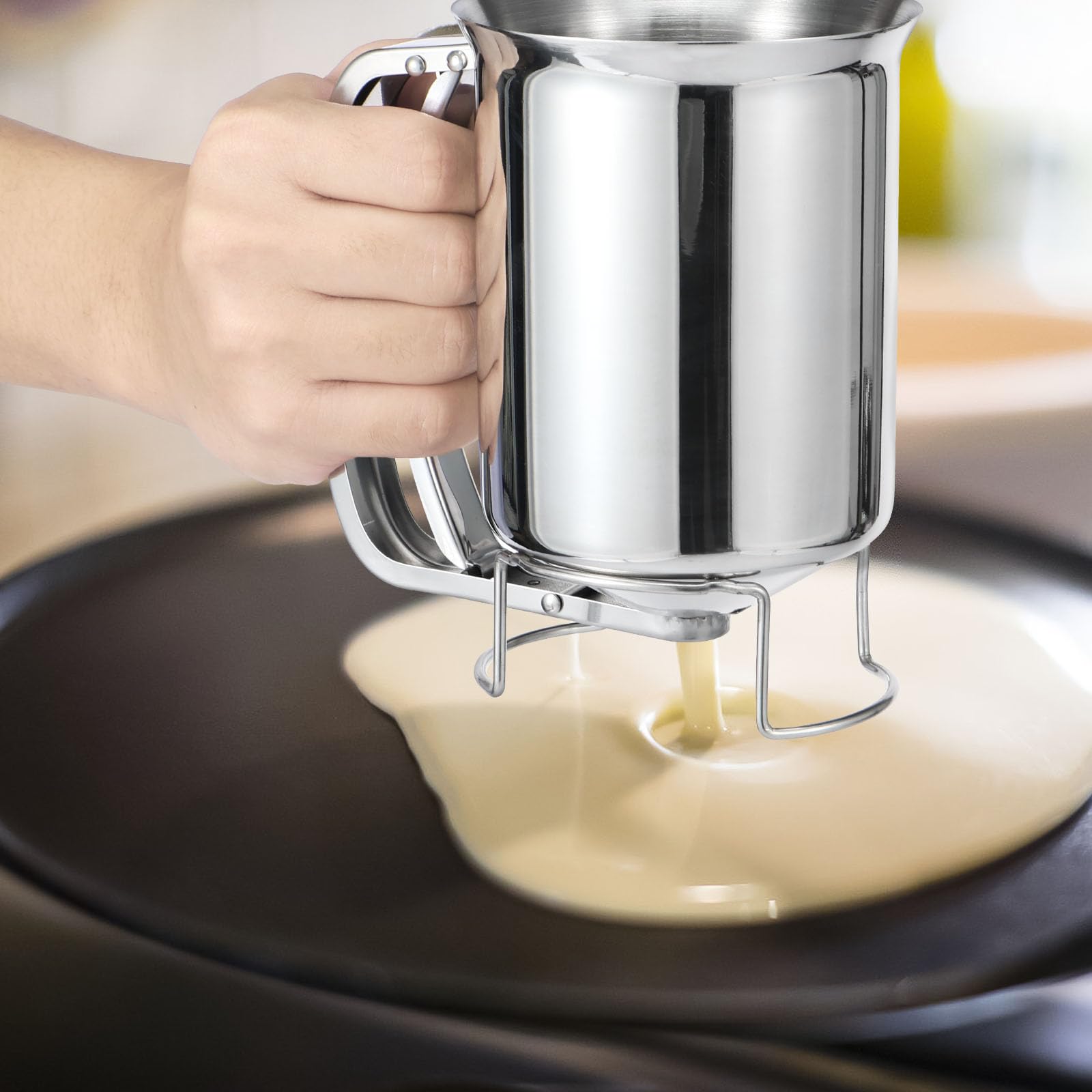 Pancake Batter Dispenser, Stainless Steel Batter Dispenser, 680ml Waffles Batter Dispenser, Rustproof Funnel Cake Dispenser for Doughnut Muffin Cake Baking