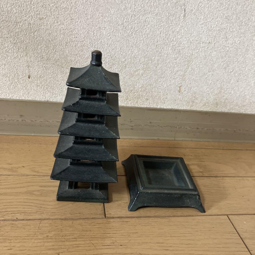 Amazon.co.jp: 訳有 南部鉄器 五重塔 置物 : ホーム＆キッチン