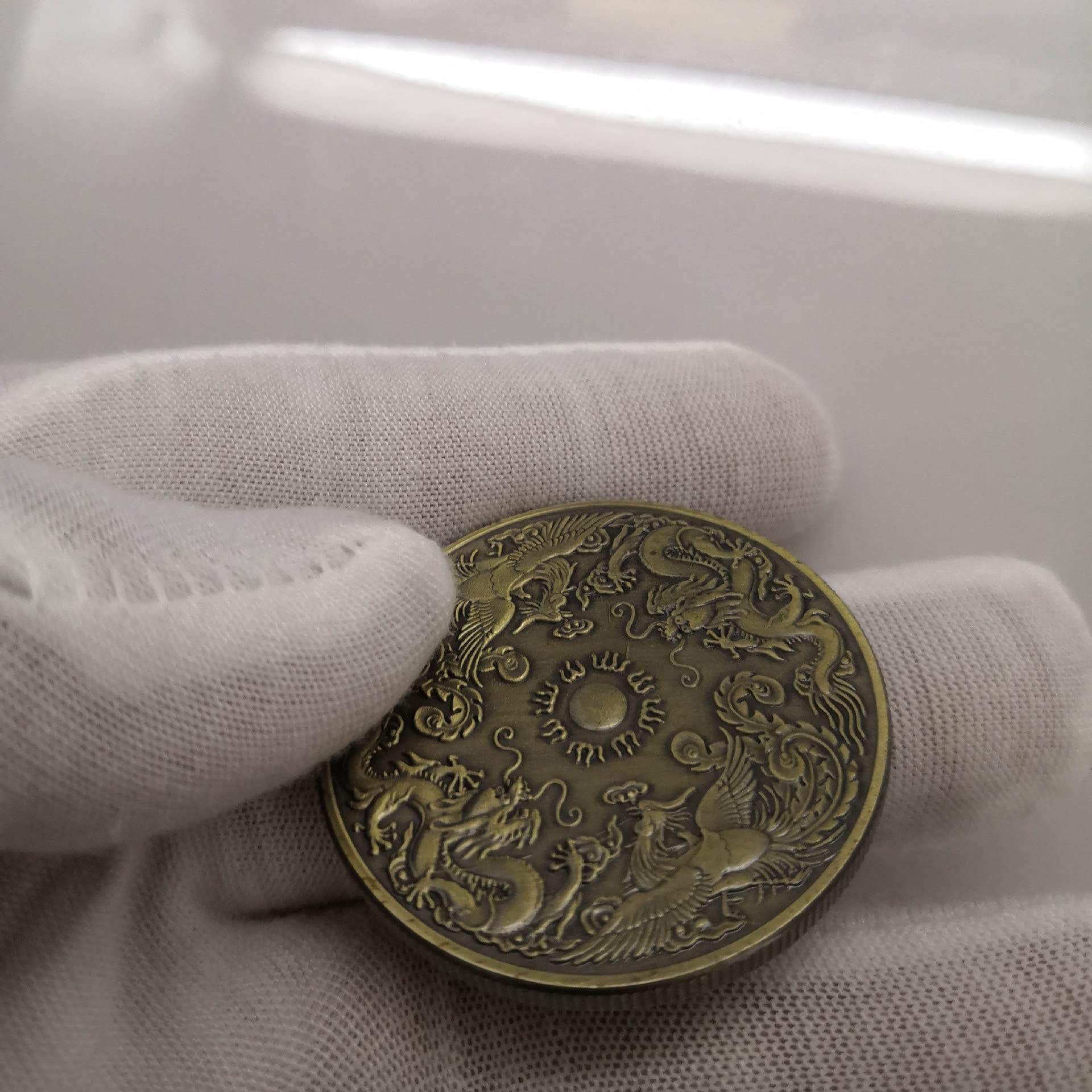 Amazon.co.jp: 龍と鳳凰 成祥メダル 干支 龍と鳳凰 百鳥と鱗 幸福記念コイン 龍と鳳凰 遊ぶ真珠コイン : ホビー