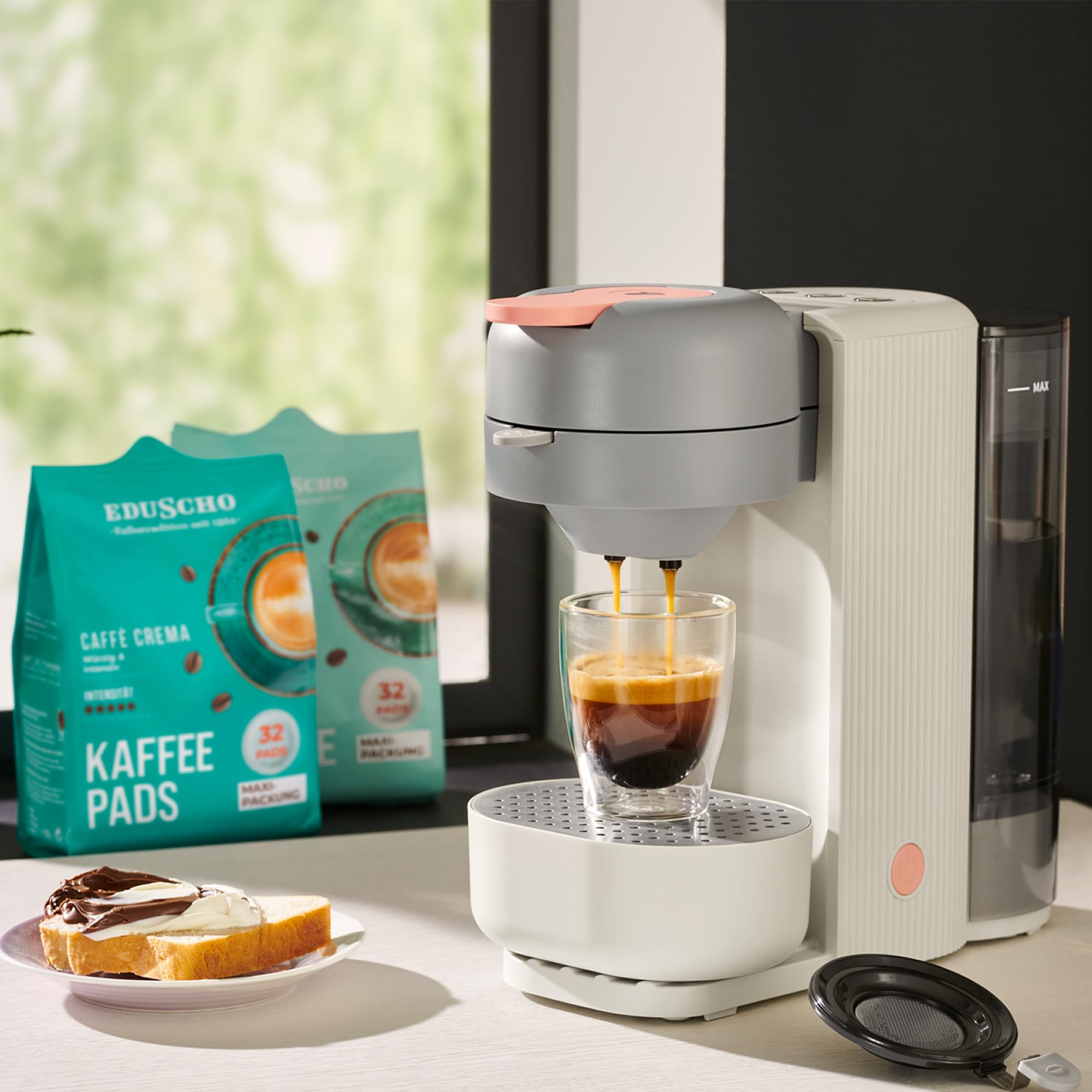 Eduscho Kaffeepads Probierset Vorratspack Maxi Packung, Klassisch & Caffè Crema, 384 Pads – 12 x 32 Pads, für alle Pad Maschinen, industriell kompostierbar
