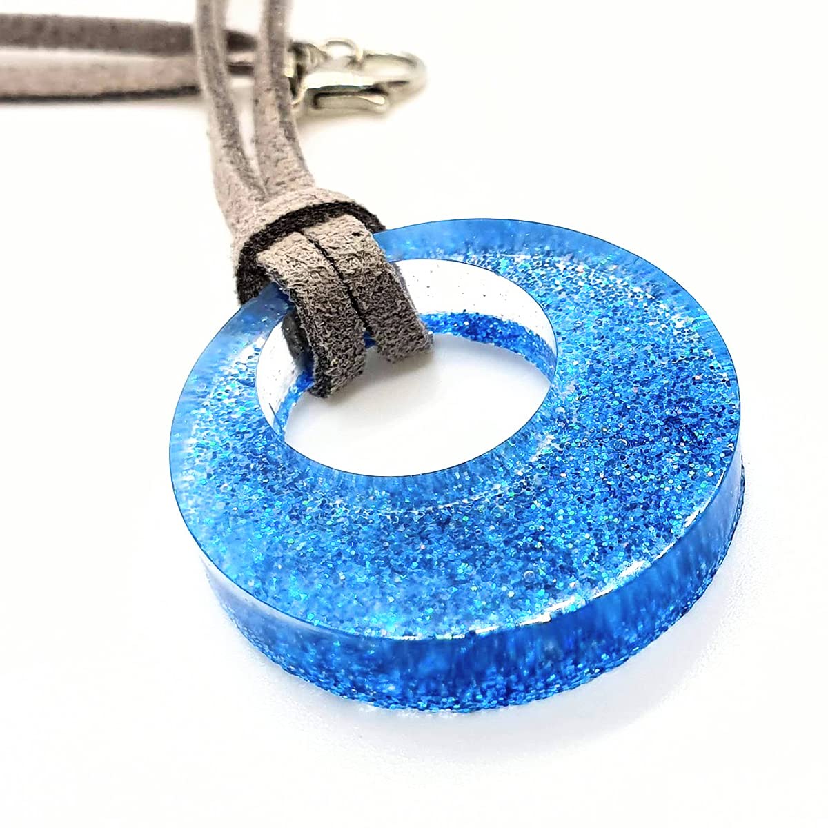 polyurethane and epoxy glitter