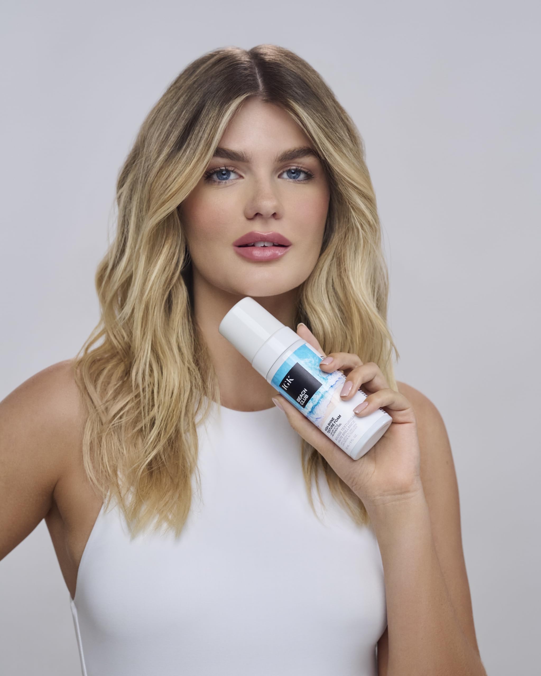 IGK BEACH CLUB High-Shine Texture Foam