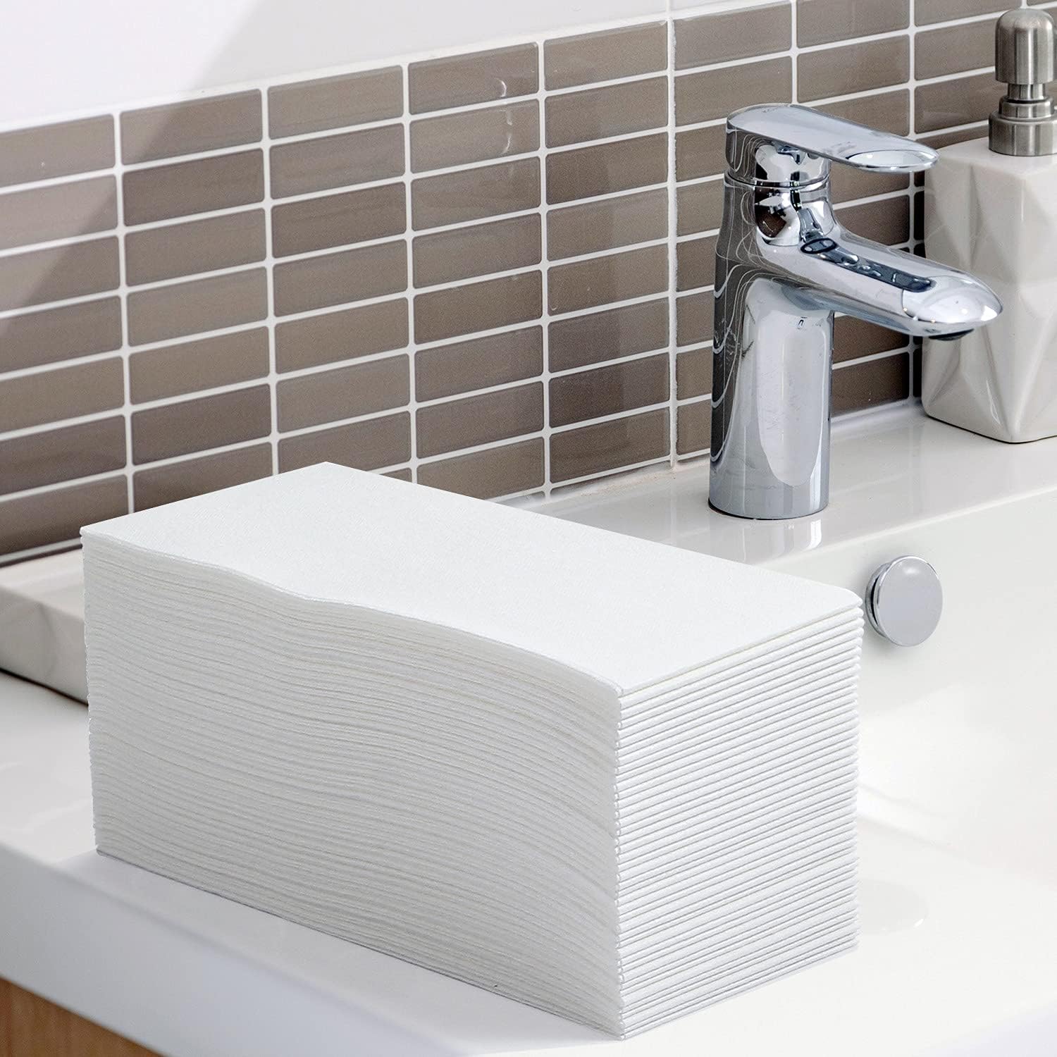 LEKOCH Disposable Linen-Feel Guest Towels, 12" x 17" Cloth-Like Hand Bathroom Towel, Soft & Absorbent Paper Napkin for Kitchen, Bathroom, Party, Wedding - 200 Count