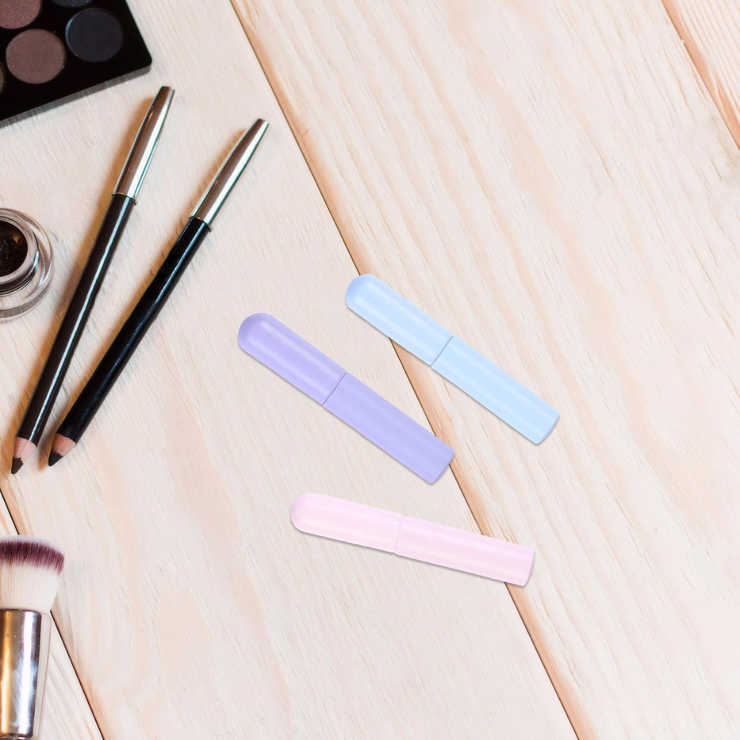 Healifty 3pcs Silicone Lip Brush with Cover Skin Friendly Reusable Lipstick Applicator Brushes for Women Gentle Soft Round Head Makeup Tools for Even Lip Color and Liquid Cosmetics