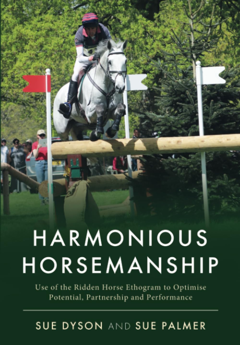 Harmonious Horsemanship      Paperback – September 7, 2023