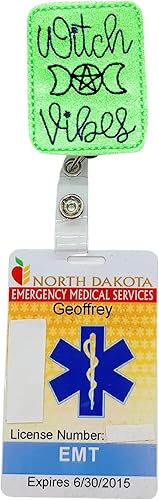 Miniatura 3 de Witch Vibes Badge Reel, Halloween ID Holder, Triple Moon Witchcraft Name Tag Clip (alligator swivel clip)