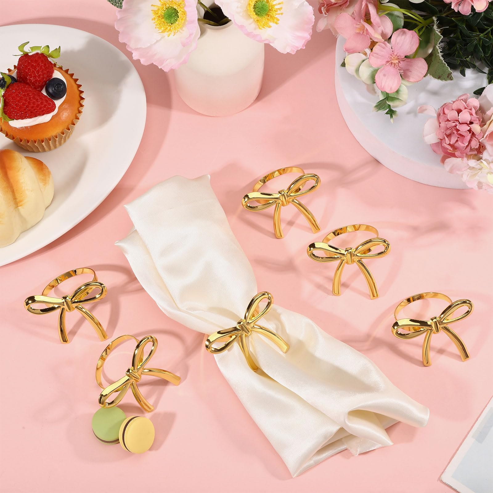 FREEBLOSS Lot de 30 ronds de serviette dorés en métal avec nœud - Accessoires de décoration de table pour fête de mariage - 5,7 x 4,7 cm