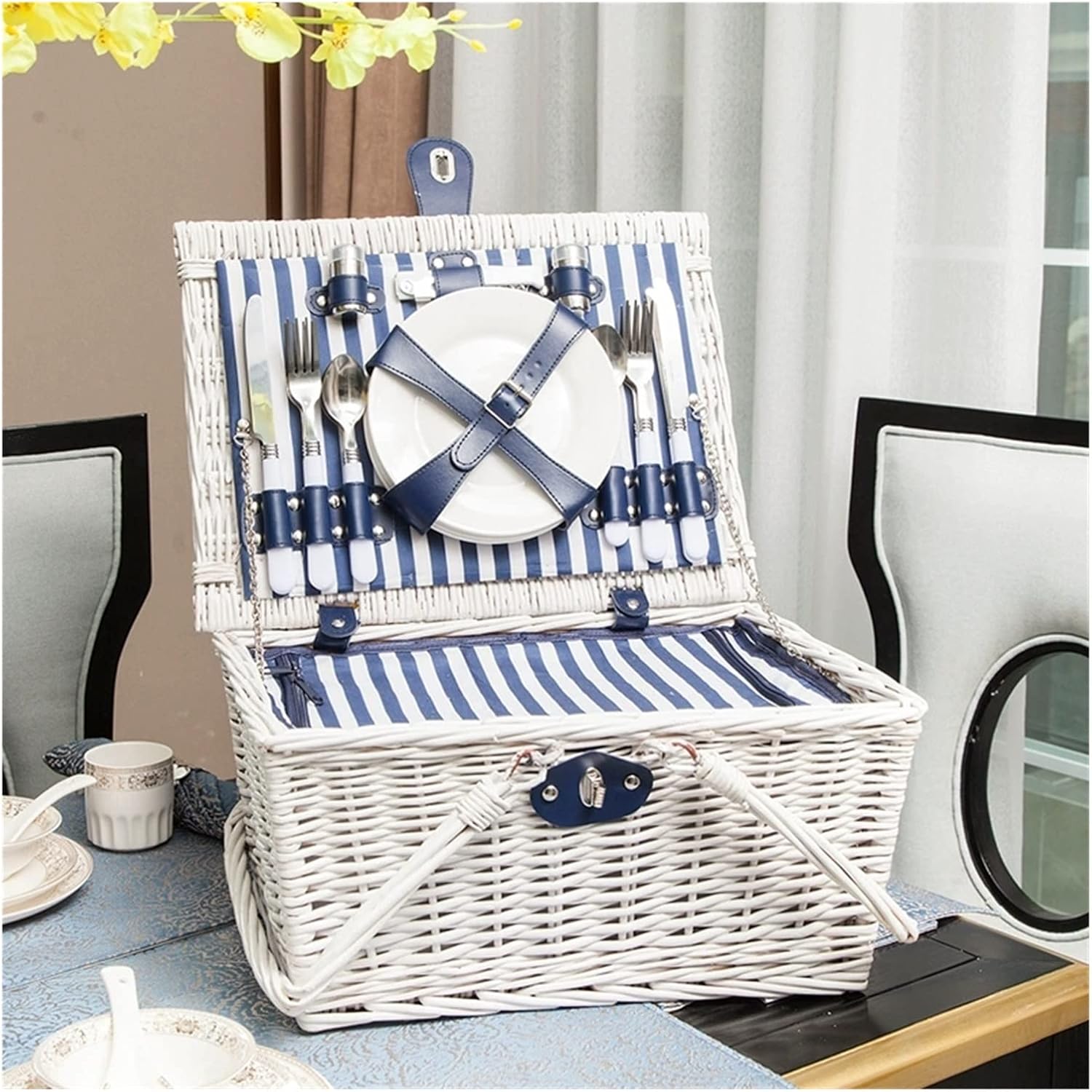 Storage Basket,Wicker Picnic for 4 Persons, Outdoor Hand Woven Fruit with Utensils Cutlery, Willow Hamper Service Gift