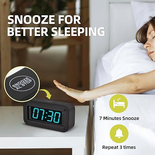 Miniatura 5 de Timegyro Reloj digital con pilas, reloj despertador con pantalla LED para dormitorio, incluye cable de CC, brillo ajustable, repetición, 1224 horas