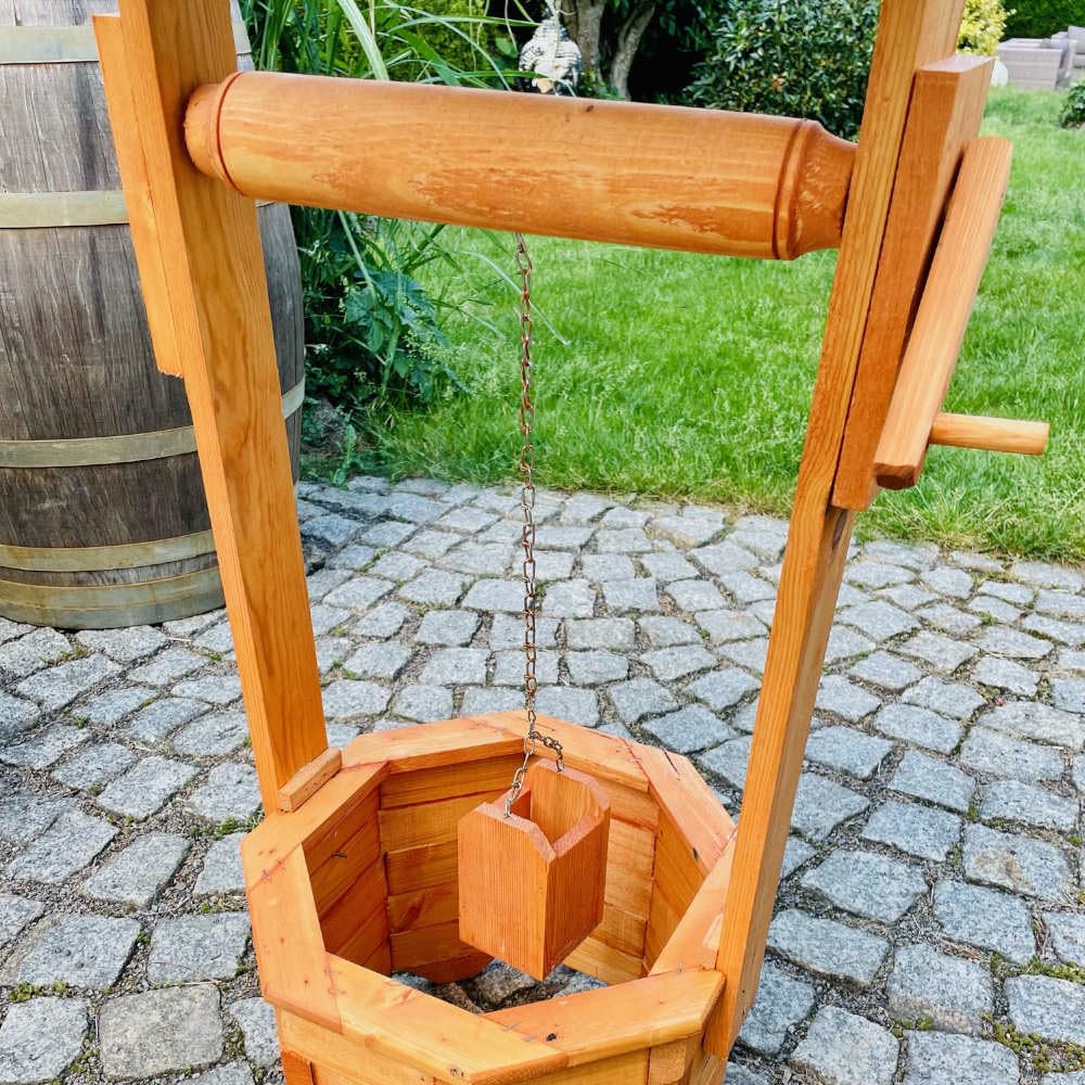 Dekoracyjna fontanna ośmiokątna z drewna, brązowa, wysokość 130 cm, fontanna ogrodowa, impregnowana
