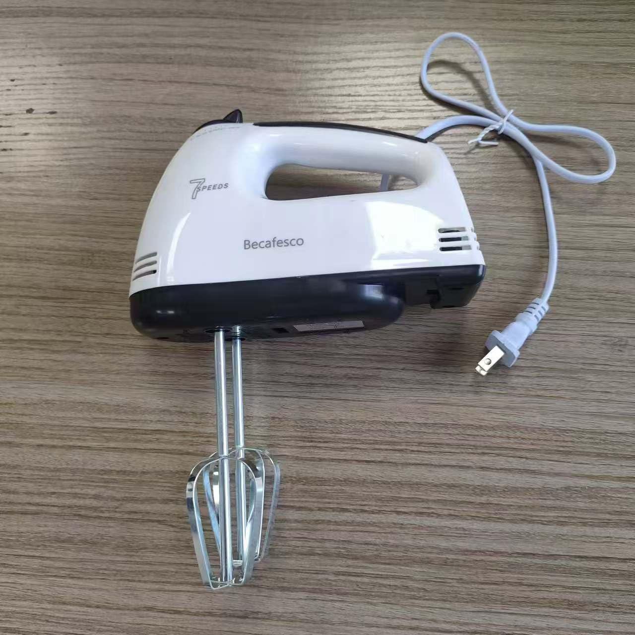 Becafesco 6-Speed Electric Hand Mixer with Whisk Traditional Beaters Snap-On Storage Case 250 Watts White