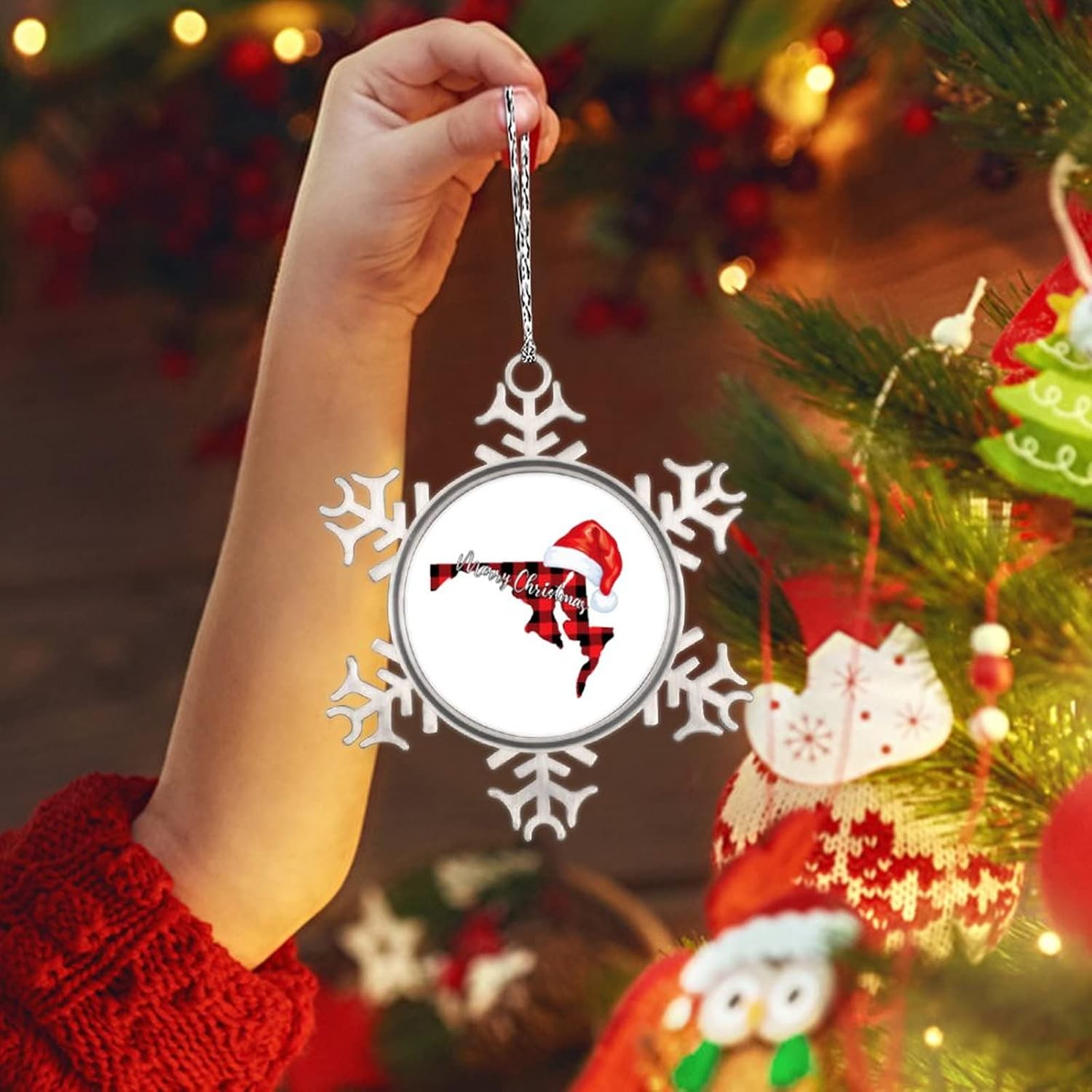 Snowflake Ornaments Maryland Home State Personalized Christmas Ornaments 2022 Buffalo Plaid Map Christmas Hat Christmas Tree Ornaments Metal Souvenir Xmas Tree Hang Pendant Exchange Gift 3 Inch