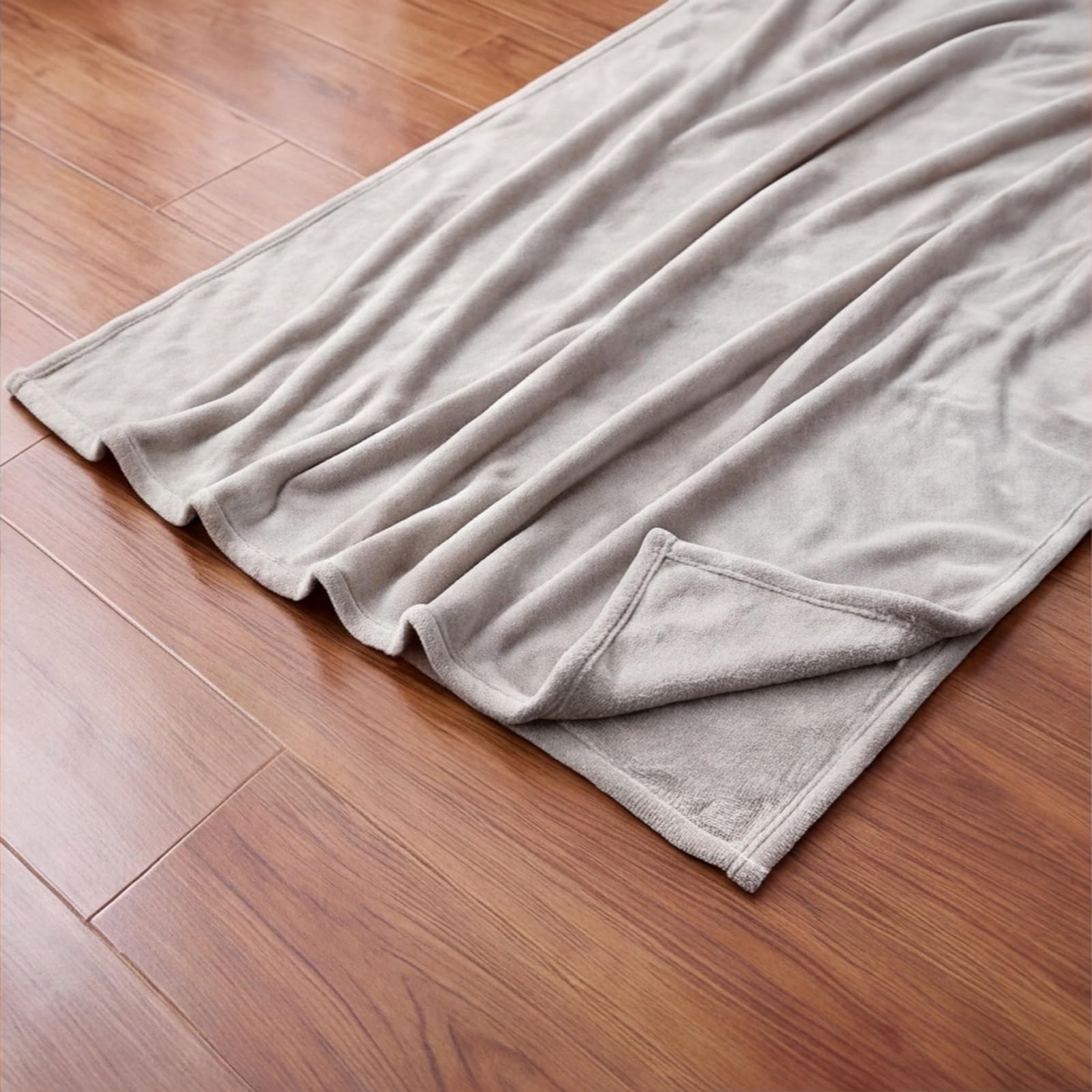 YXRS Fleece Throw Blanket 155 x 375 cm Silk Touch Fleece Throw Blanket for Bed Soft Cosy Warm for Bed Settees Armchairs, Light Grey