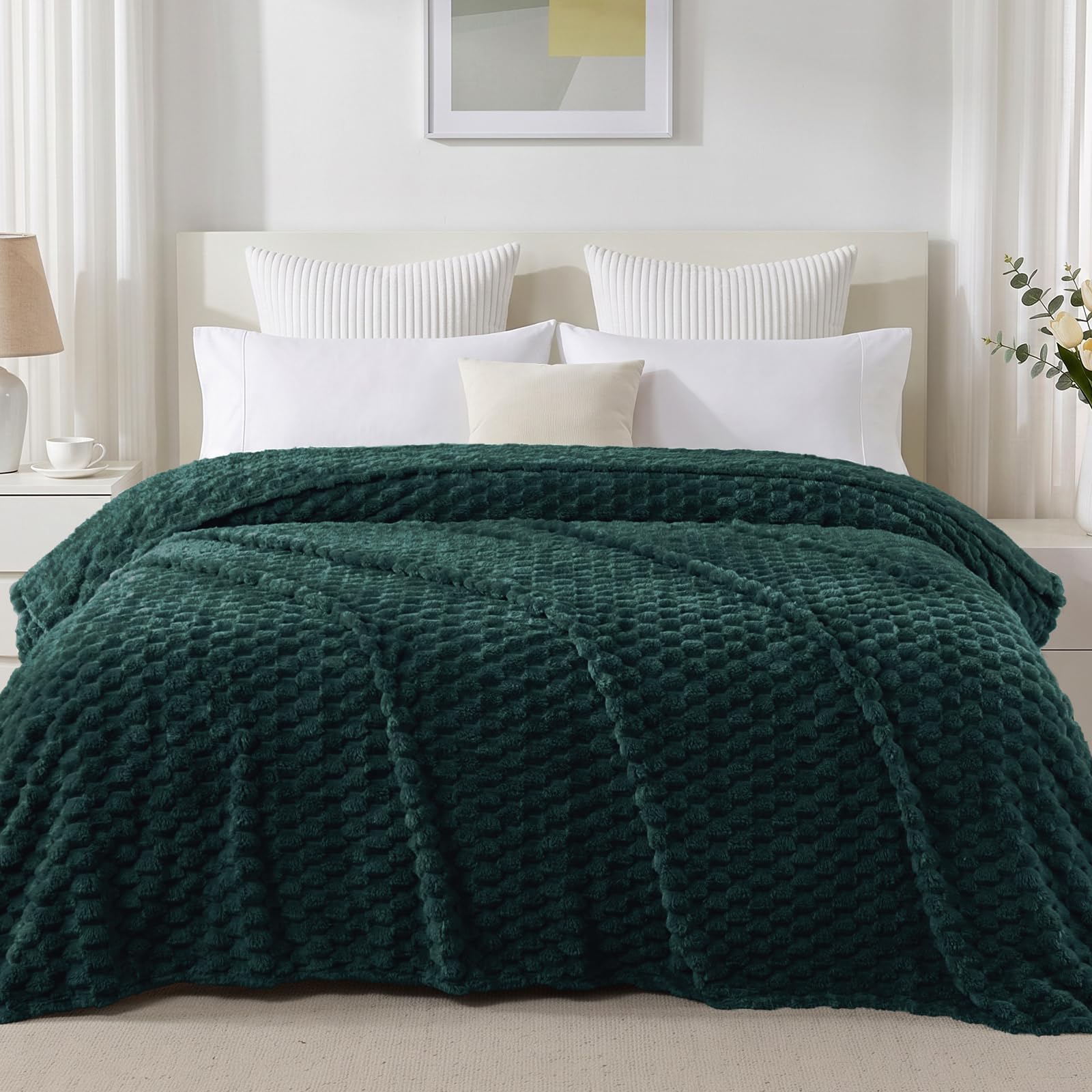Exclusivo Mezcla 3D Fleece California King Blanket for Bed, Forest Green