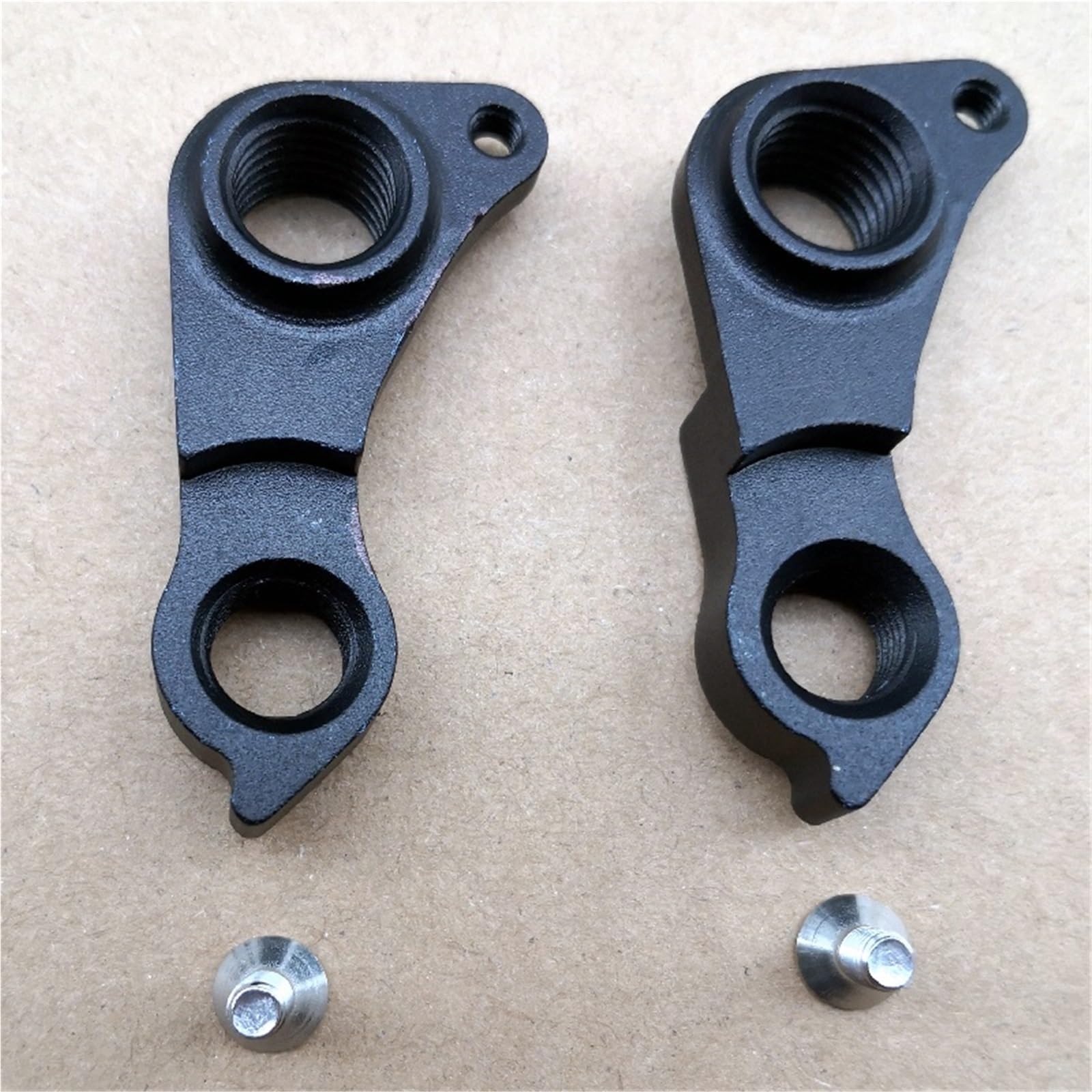 Patte de dérailleur CNC for vélo, 1 pièce, for V/i/t/u/s 21 ZX1 O/n/w/a/r/d/s F/MF/r/a/m/e M/a/r/q/u/e/t/t/e M/M/RR/A/K/I/S/HK/E/N/T/AT/i/d/e/a/c/e, Cadre en Carbone