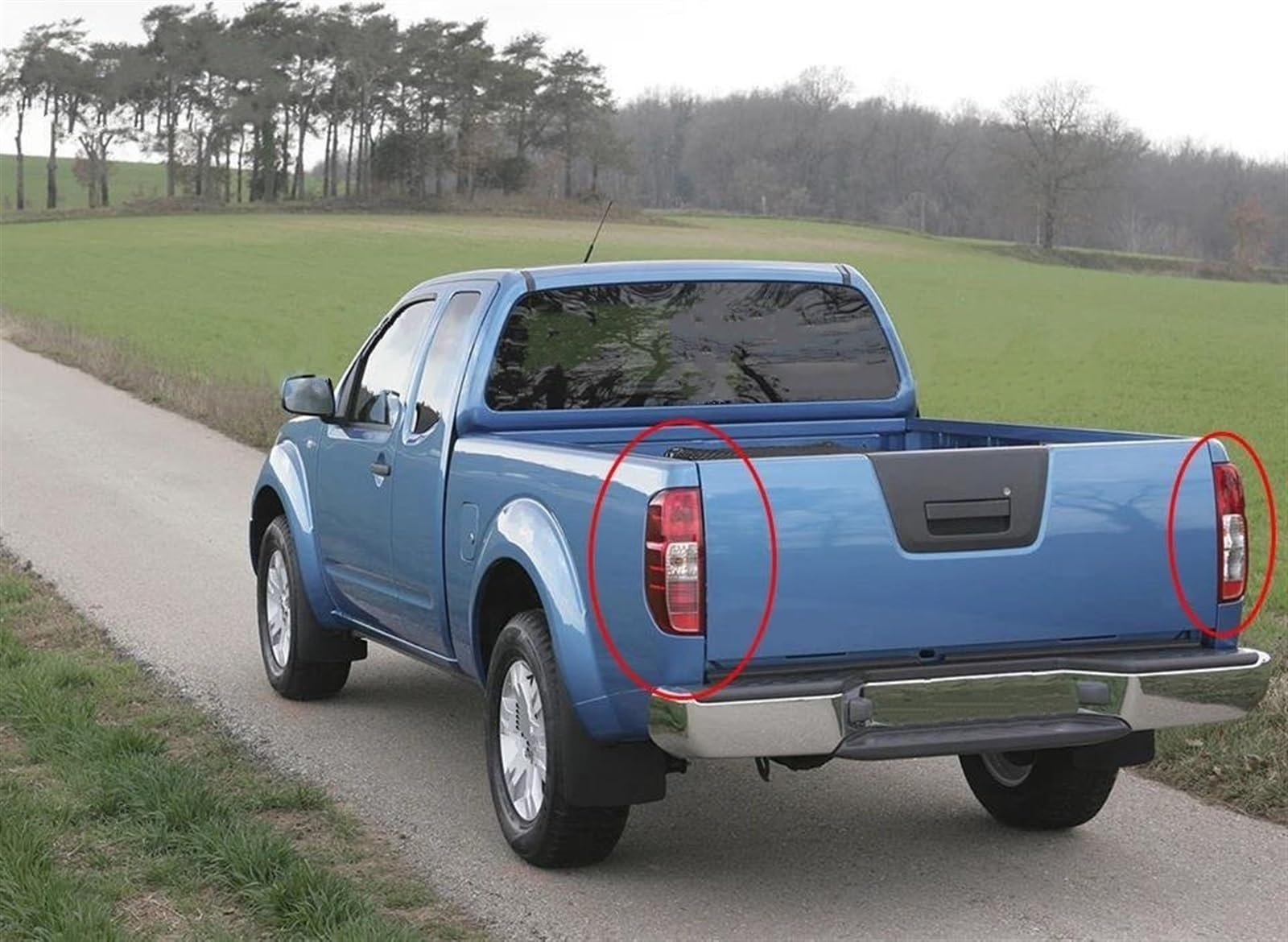 Per Nissan Per NAVARA NP300 D22 1998-2004 Lampada di Per coda Fanale posteriore Luce stop Assy Back Up freno con lampadina(Left Side)