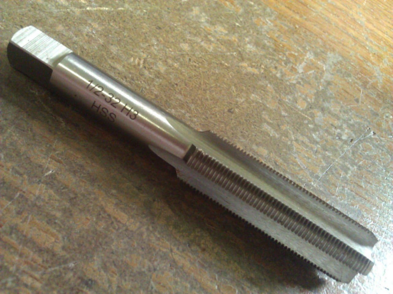 1/232 TPI HS SPECIAL THREAD TAPBOTTOMING Industrial & Scientific