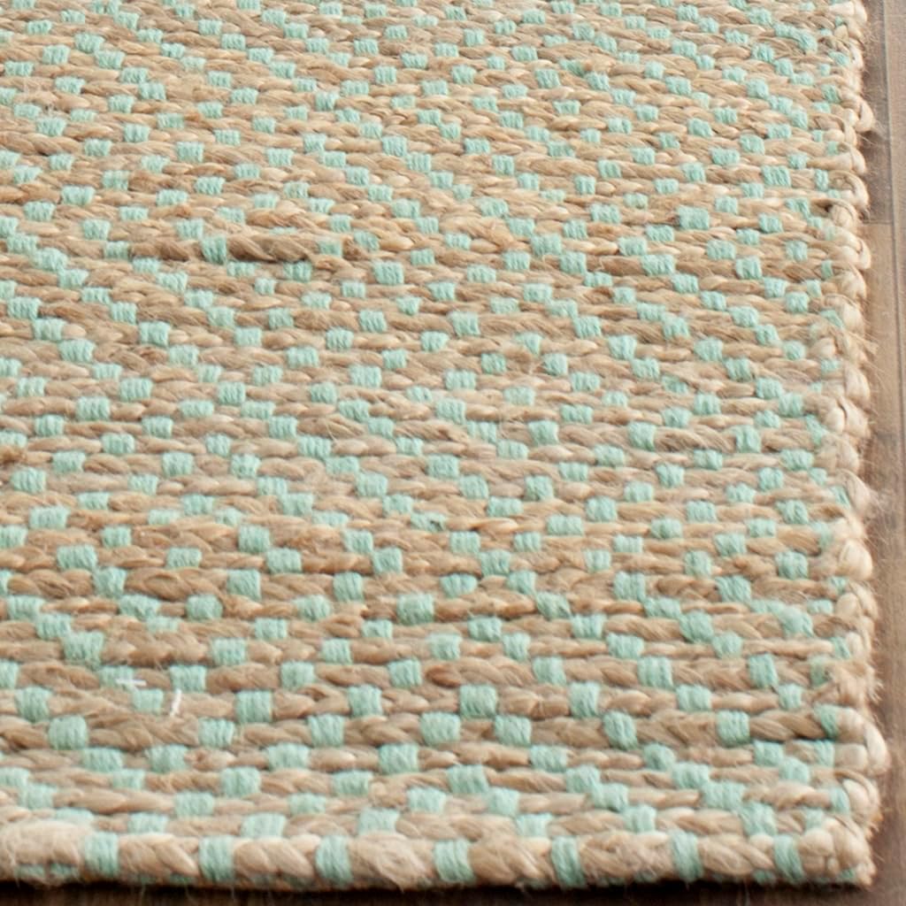 SAFAVIEH Natural Fiber Collection Runner Rug - 2'6" x 6', Natural & Green, Handmade Jute, Ideal for High Traffic Areas in Living Room, Bedroom (NF453A)