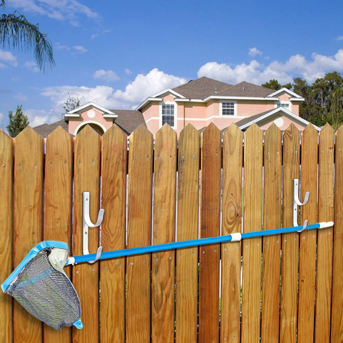 Juego de 2 perchas anchas para poste de piscina, resistentes ganchos de aluminio blanco con tornillos, ganchos perfectos para alberca, postes telescópicos, espumantes, equipo de jardín, etc.