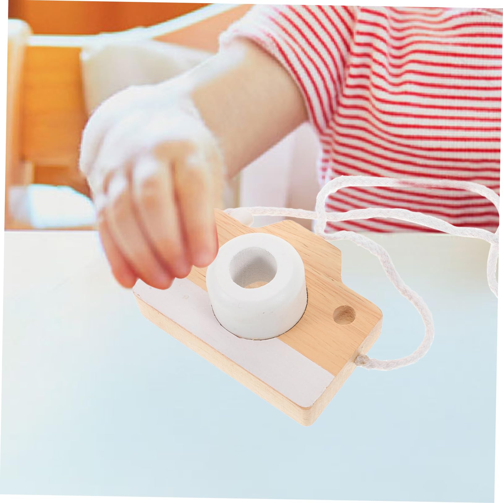 HONMEET Morescope Kaleidoscope Boys and Girls Toy Camera Wooden Construction Sensory Toy for Children Random