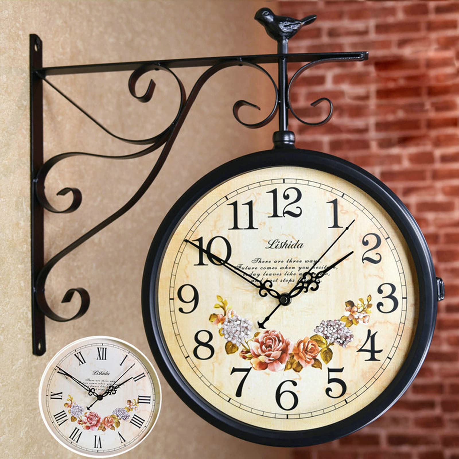 Horloge de station rétro double face pour recréer le charme des gares anciennes chez soi