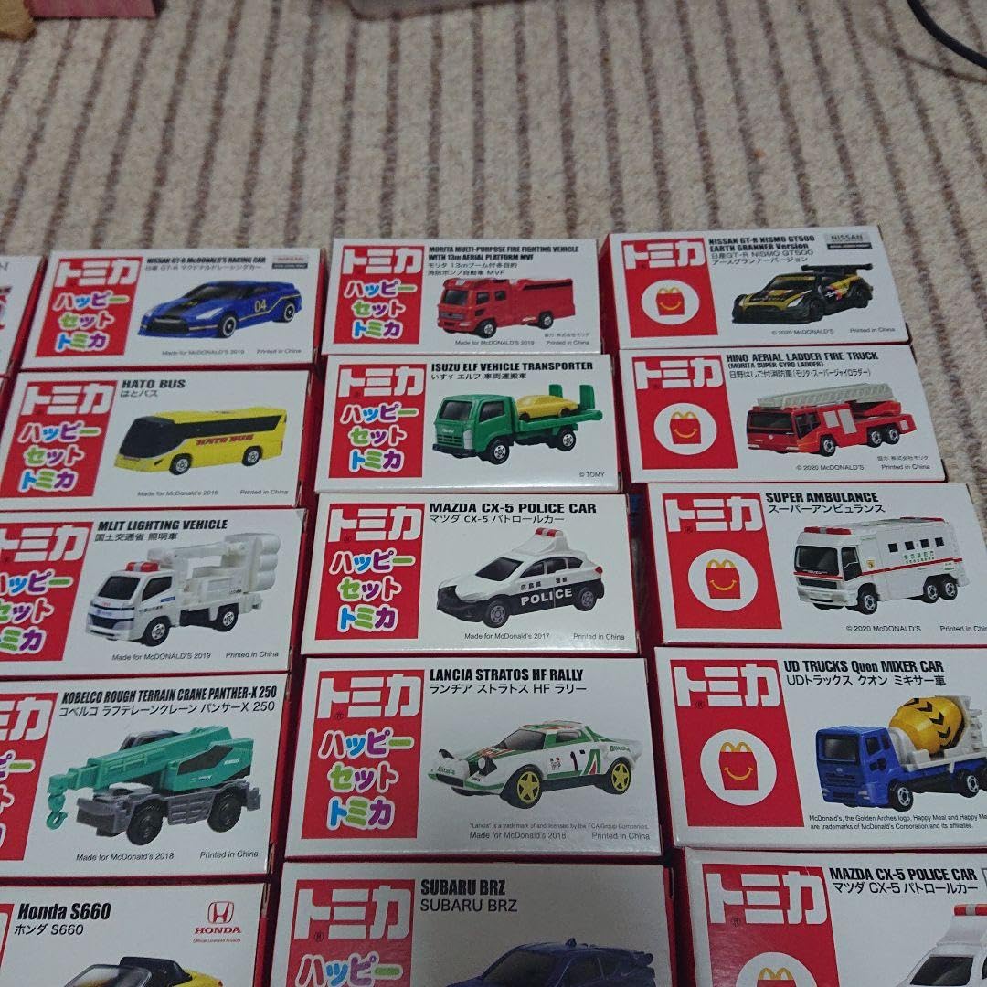Amazon.co.jp: マクドナルド ハッピーセット トミカ 42台セット ※ 買い