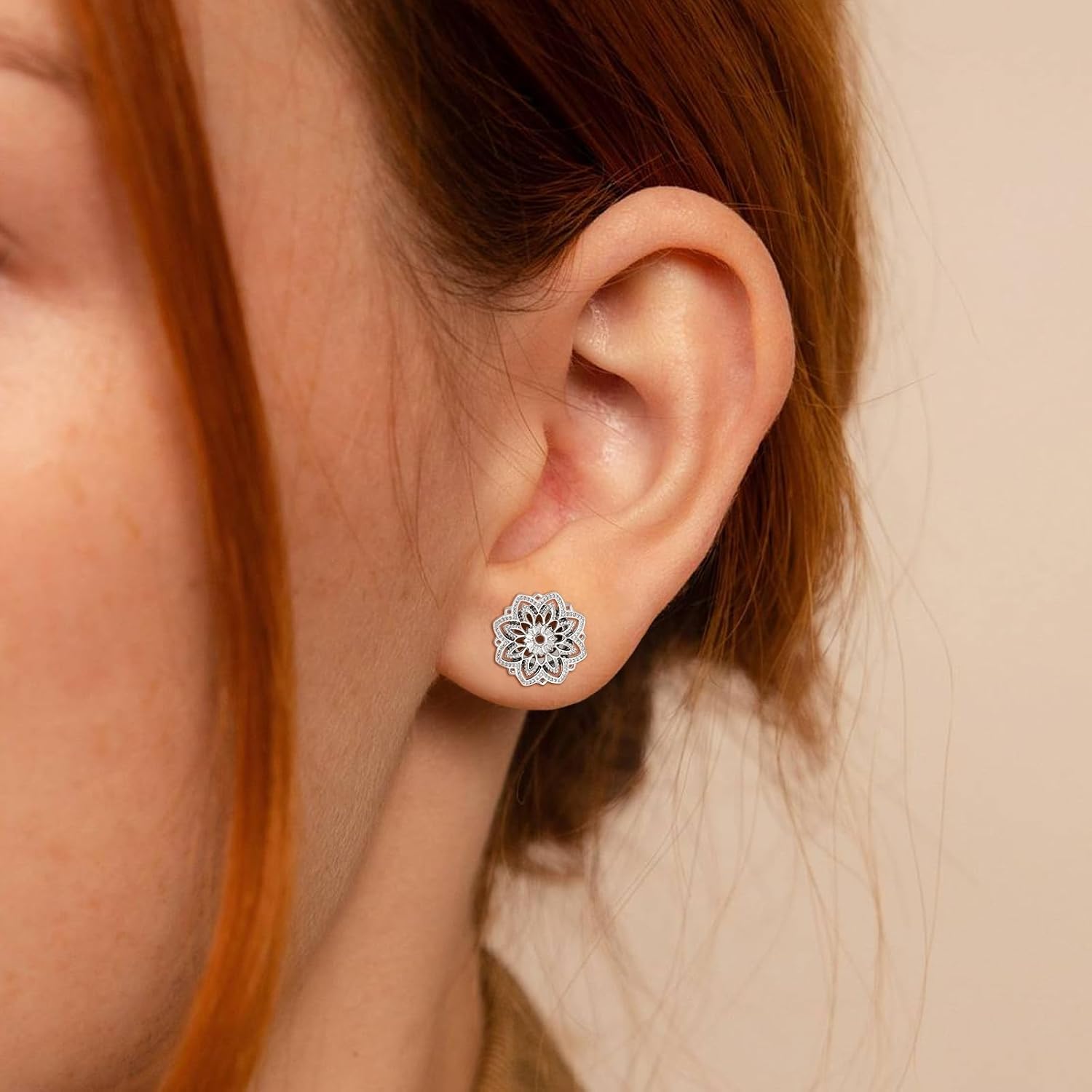 Tunnels Gauges, 2PCS Stainless Steel Tunnel Set Hollow Flower Single Flared Ear Gauges Flesh Tunnel Plugs 4G - 3/4 inch Ear Piercing Jewelry