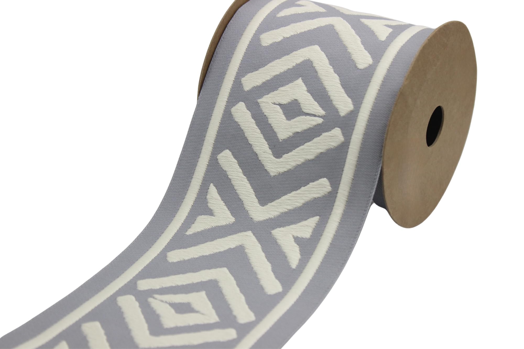 Ruban jacquard brodé géométrique pour rideaux passementerie gris crème 3,8 m x 10 cm