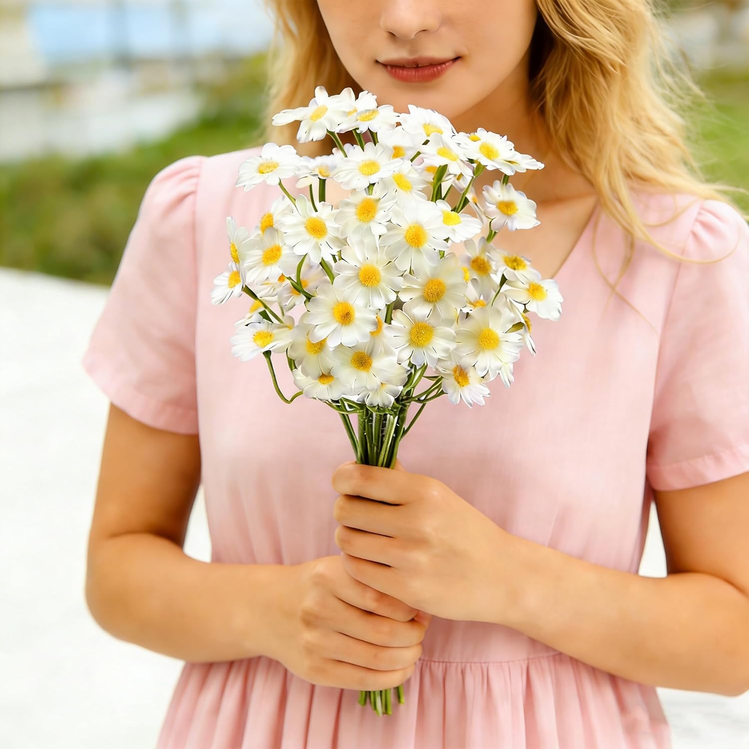 Artificial Flowers 5pcs White Artificial Daisy Flowers with Stems, UV Resistant Outdoor Fake Wildflowers, Faux Greenery for Home Garden Vase Decor Spring Wedding Party Decoration