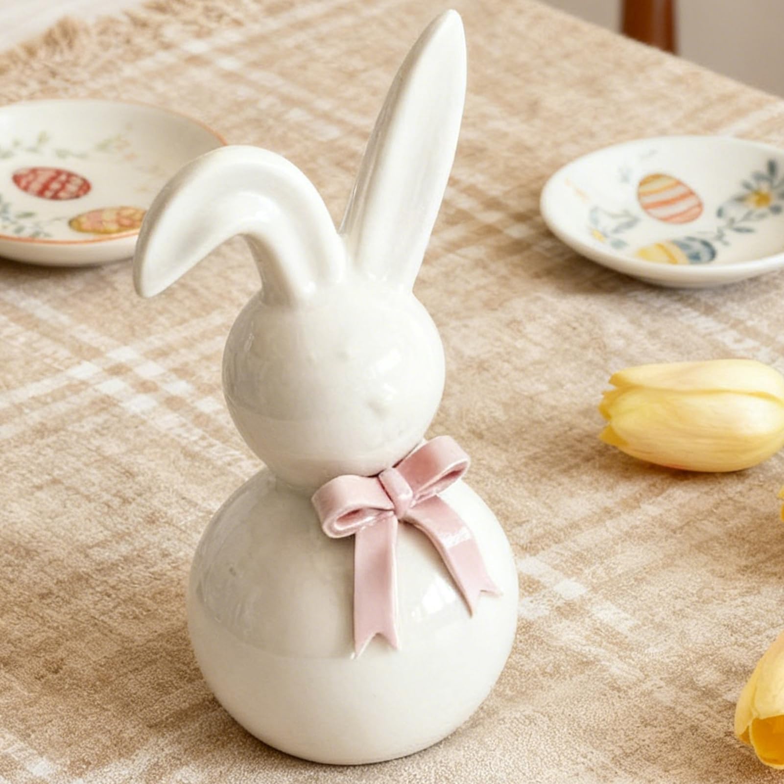 Ceramiczna ozdoba wiosennego króliczka wielkanocnego, rzeźba na świąteczny stół, urocza figurka z kokardką z wykończeniem | Dekoracyjny akcent dla domu, szkoły, mieszkania