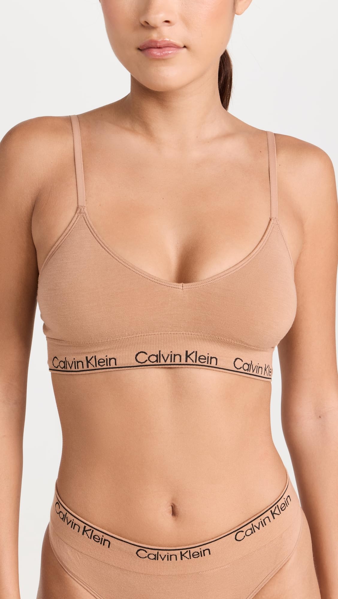 Calvin Klein Ropa interior de algodón moderno Naturals ligeramente forrado triángulo sujetador