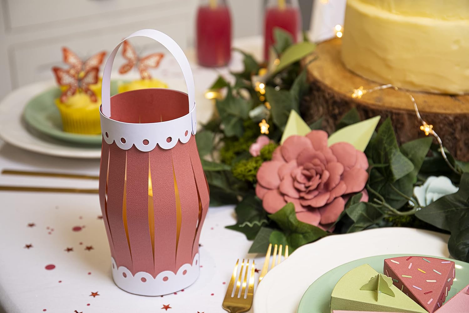 Sizzix Bigz Plus Summer Lantern by Jennifer Ogborn, Multicolor - Image 5