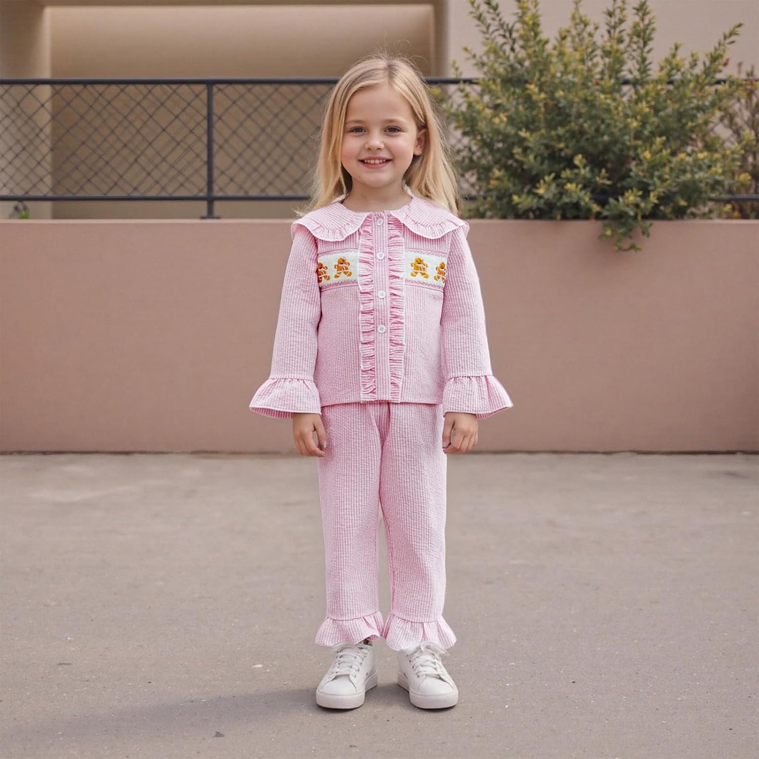 VISGOGO Toddler Girl Christmas Outfits Long Sleeve Holly Jolly Pullover + Bow Tree Print Flare Pants 2 Pcs Clothes Set - Image 2