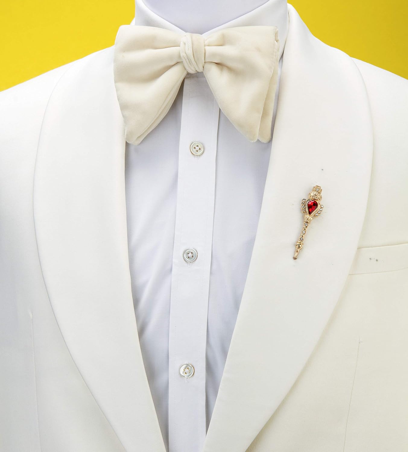 AN KINGPiiN Lapel Pin for Men Key with Stone and Stone Detailing Brooch Costume Pin Shirt Studs Men's Accessories (Gold)