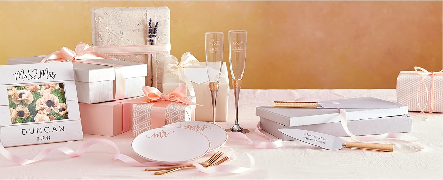 Personalization Universe Infinite Love Shiplap Wedding Picture Frame 5" X 7" Vertical – Custom Couples Last Name & Titles, Engagement Party Décor, Unique Tabletop Photo Frame, Bridal Registry