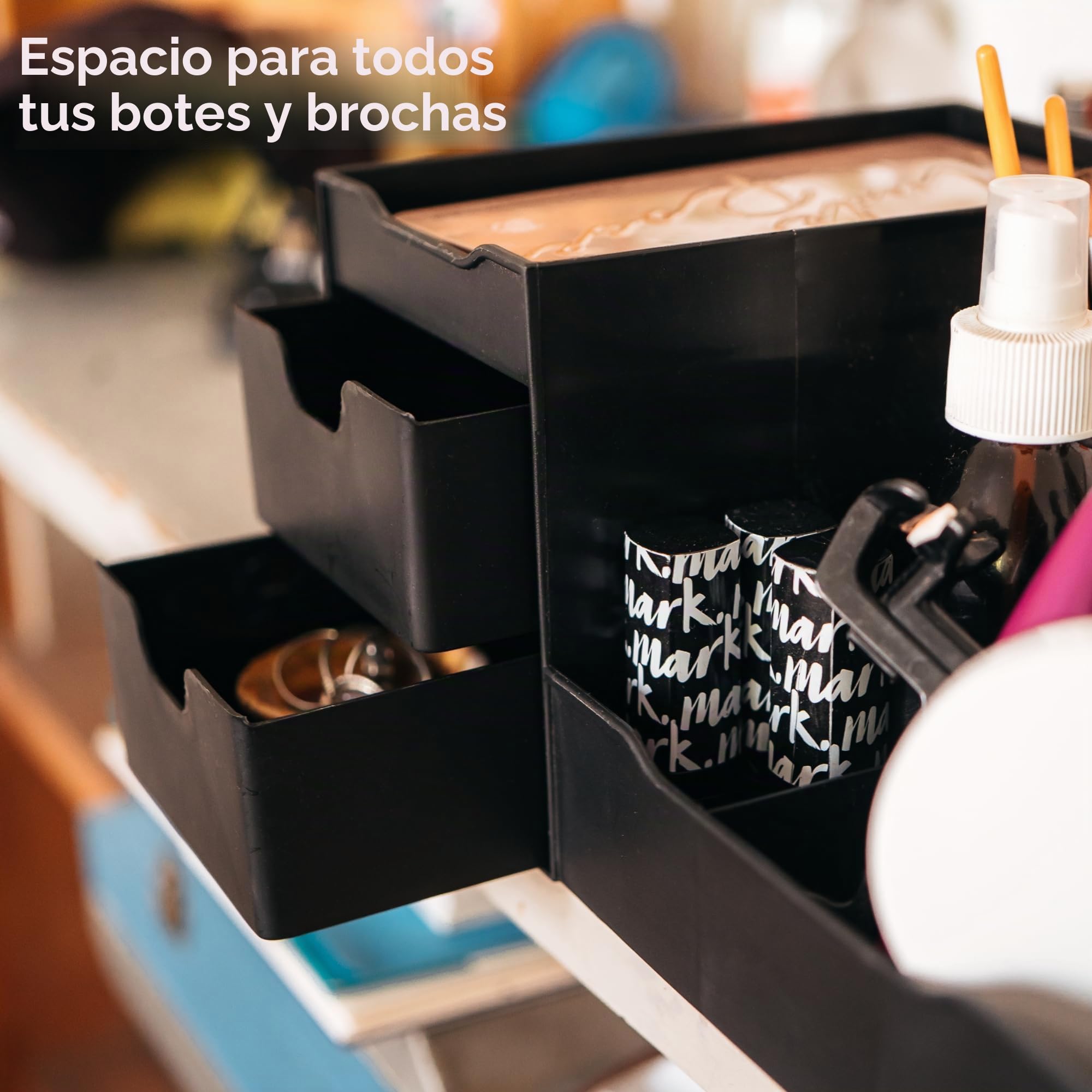 Uncluttered Designs - Organizador de maquillaje con cajones