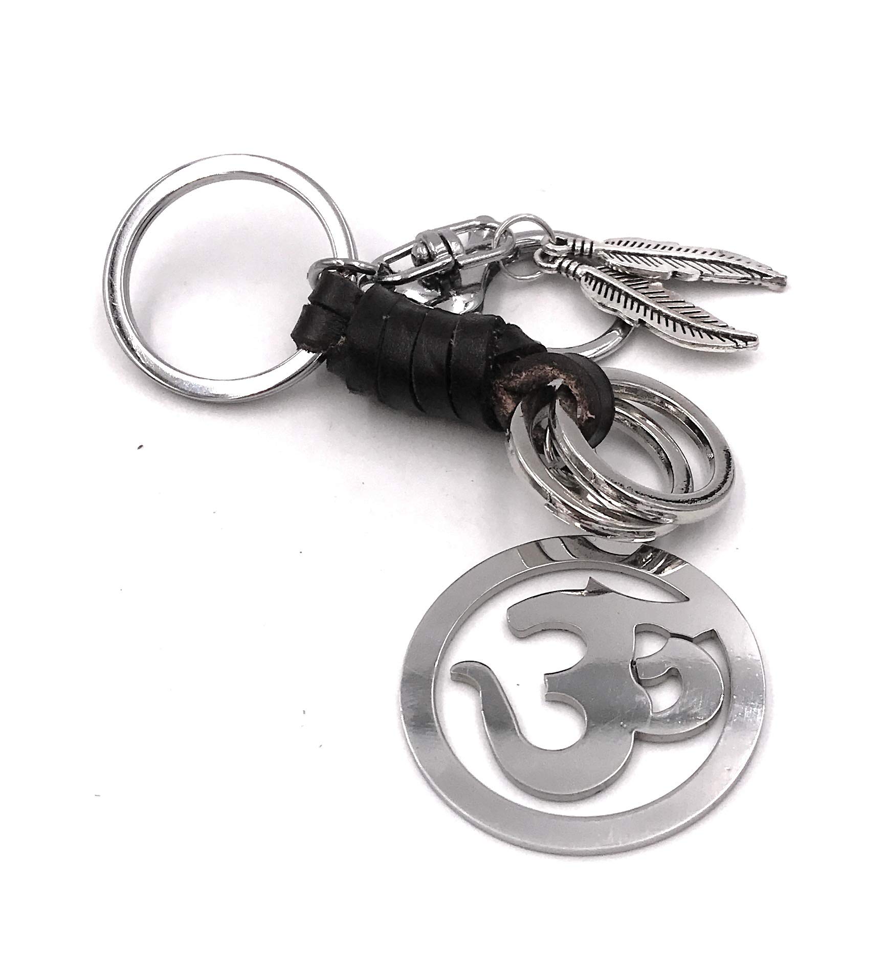 Onwomania Unisex Silver Om Yoga Goa Keyring Metal Lucky Charm In Aluminium Gift Box, Ideal As A Gift, One Size