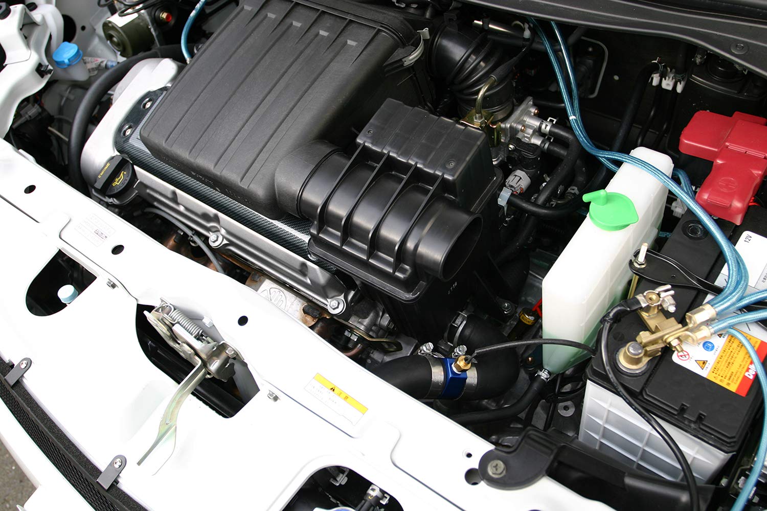 20％off価格☀️箱付き・未使用品☀️ 目元マッサージャー コードレス 温熱機能 アクア コードレススティッククリーナー AQC-ZX1R | ノジマ