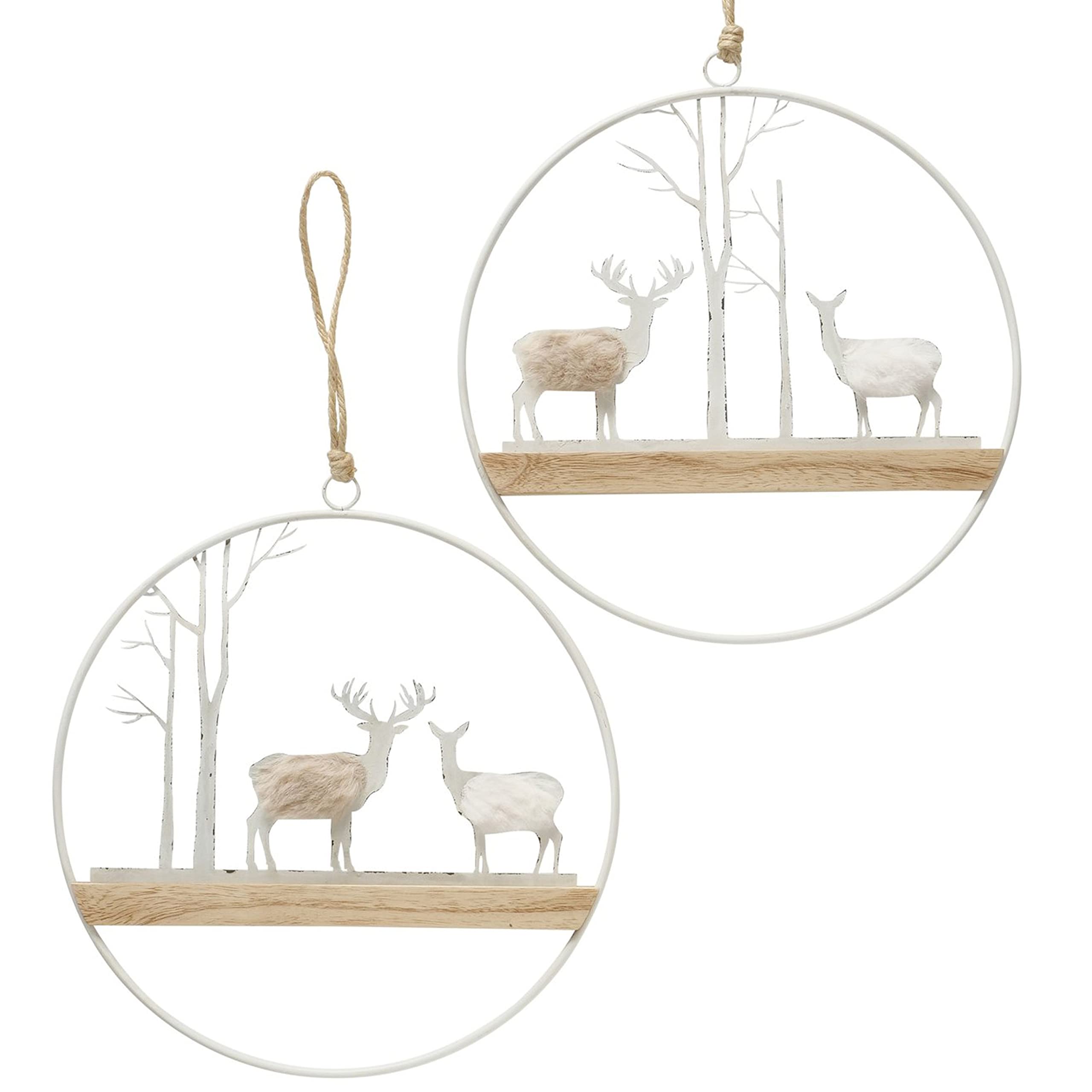 MamboCat 2tlg Set Deko-Anhänger Forrester aus Holz & Metall I Hirsch-Dekor mit Winterlandschaft I L 30cm, H 30cm I Weihnachts-Schmuck, Advents-Deko hängend, Christbaum, Fenster-Accessoire I X-Mas