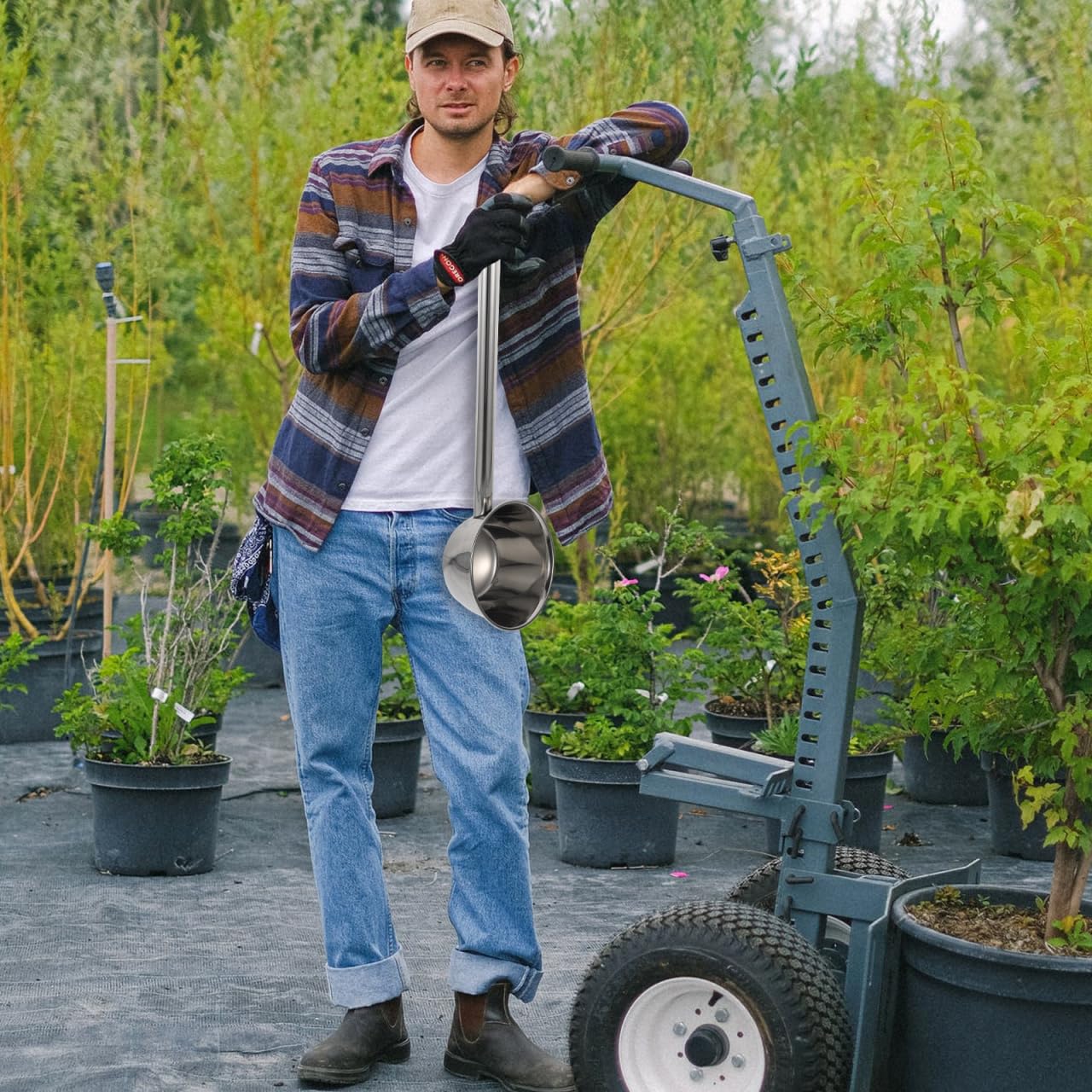 ABOOFAN 1 louche à eau à long manche en acier inoxydable fiable pour arroser le jardin et la cuisine pour un versement facile
