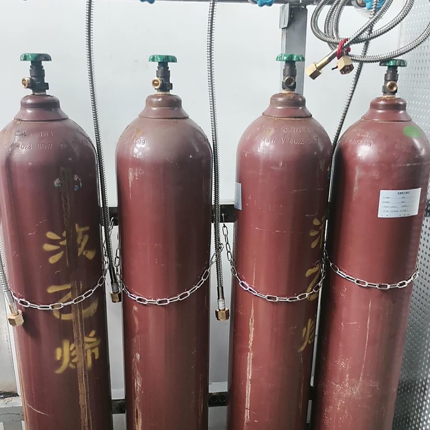 Soporte de cilindro de gas de acero inoxidable para tanques de CO2 y oxígeno, soporte de pared para botellas nitrosas médicas e industriales de 8 l a 40 l, color plateado, 2 botellas
