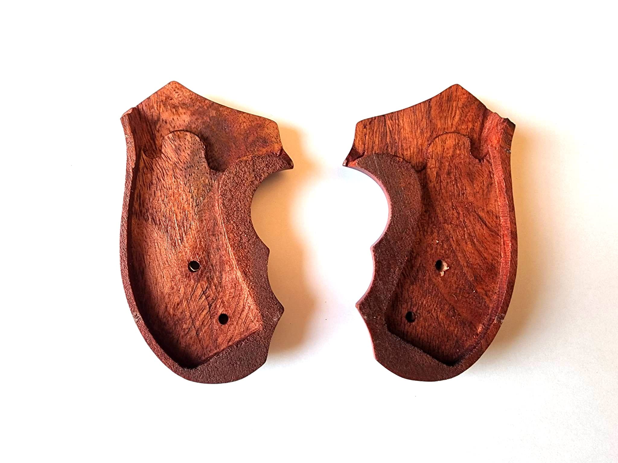 BMPL Deluxe Hardwood New Taurus Model 85 856 M M85 M856 .38 Special 2'' 2 inch Grips Hard Wood Laser Checkered Finger Groove Handmade Handcraft