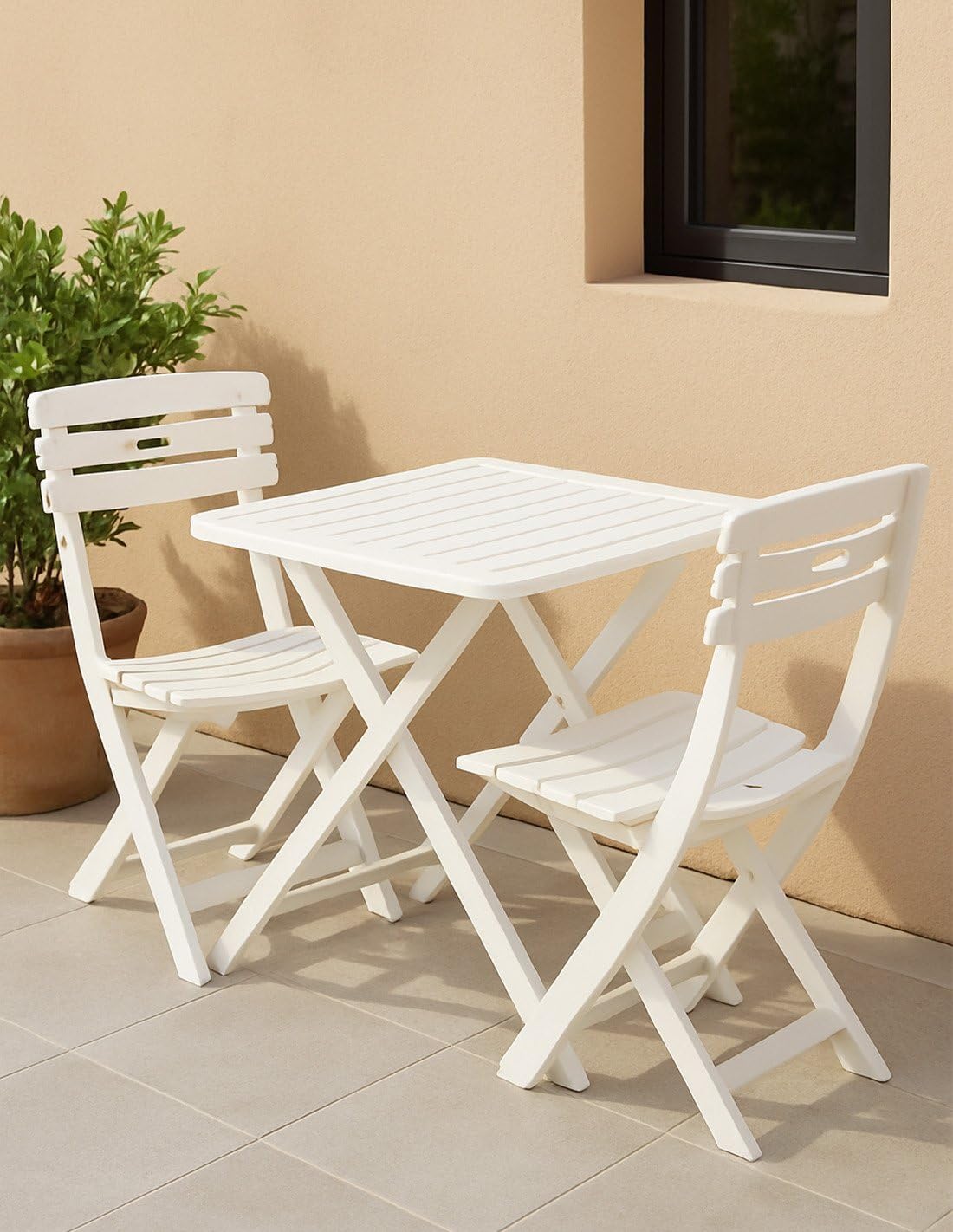Jardin202 – Set de Balcón Plegable Blanco | Mesa 79x72 cm y Sillas de Resina | Conjunto Mobiliario Exterior para Terraza, Jardín o Camping | Resistente Intemperie | 2 Sillas + 1 Mesa