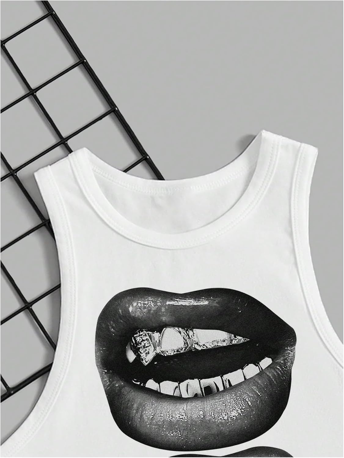 Women's Cherry Print Cropped Tank Top Scoop Neck Sleeveless Slim Fit Summer Tops - Image 4