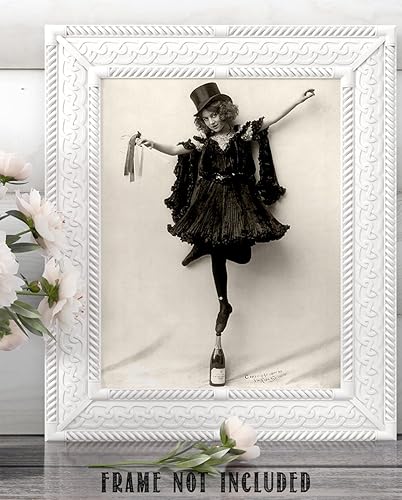 Miniatura 8 de Champagne Girl - Póster vintage de 11 x 14 pulgadas sin marco, arte de teatro musical retro, bailarina de pie en botella de champán, foto en blanco