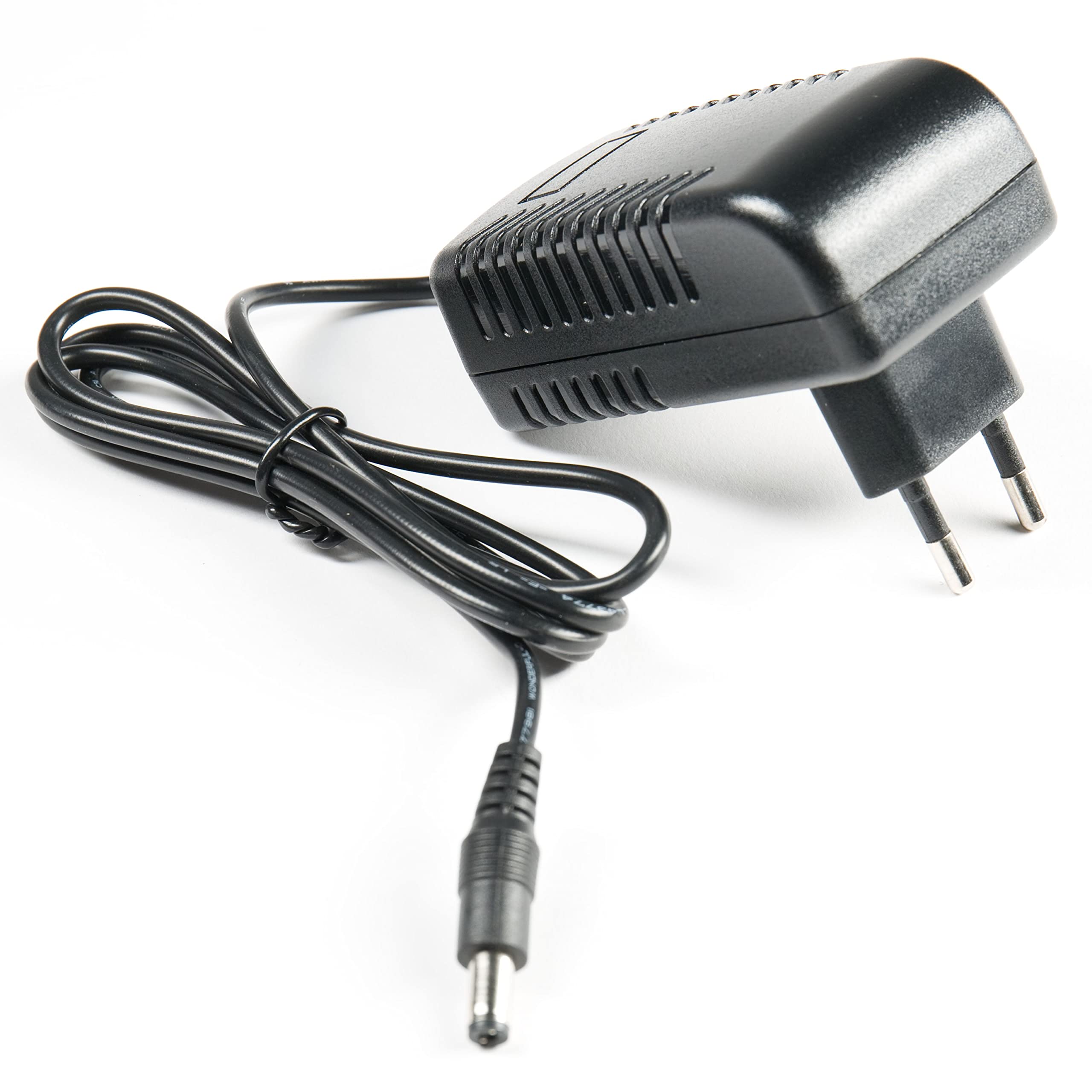 Fame Stimmgerät chromatisch für Gitarre und Bass, Power Tuner und Netzteil kombiniert, ideal für Pedalboard, Frequenz 12 Hz – 4186 Hz